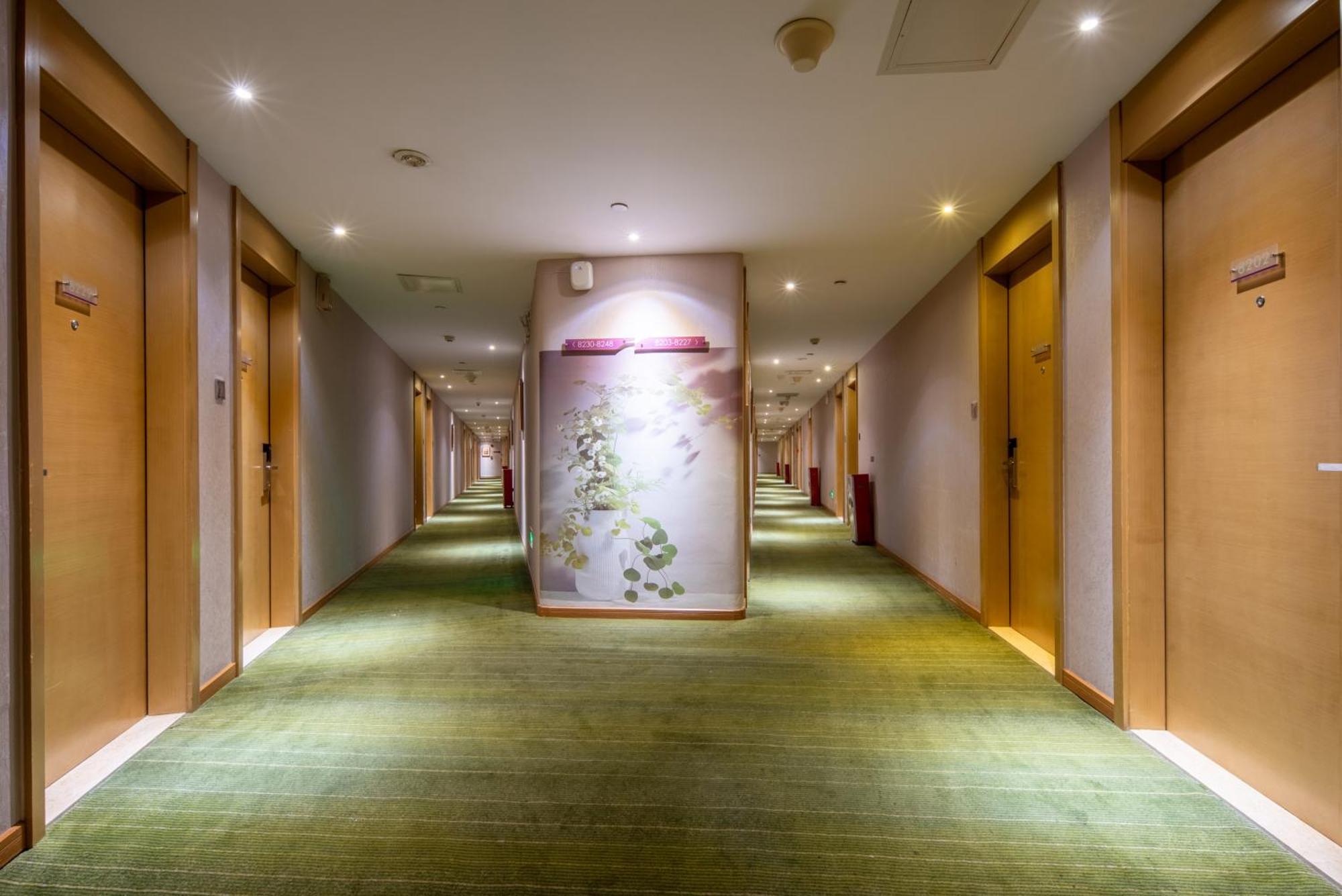True Go Hotel - Guangzhou International Conference Center Memorial Hall Subway Station Екстериор снимка