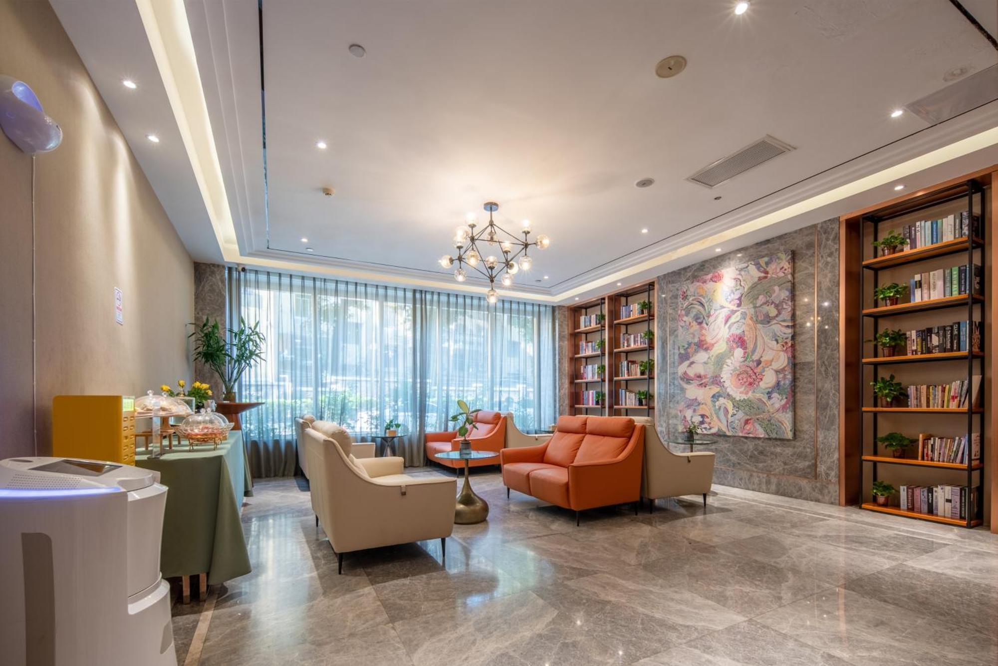 True Go Hotel - Guangzhou International Conference Center Memorial Hall Subway Station Екстериор снимка